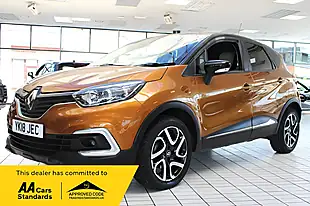 Used 2018 Renault Captur Iconic Orange - Interior and Exterior details 2