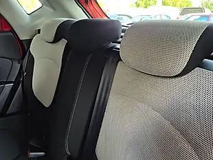 Used 2018 Renault Captur Iconic Red - Interior and Exterior details 11