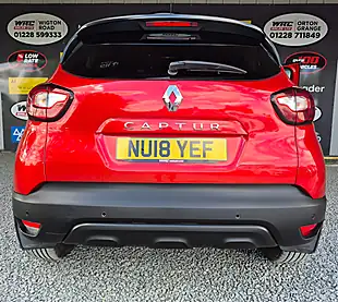 Used 2018 Renault Captur Iconic Red - Interior and Exterior details 8