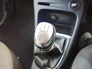 Used 2018 Renault Captur Iconic Red - Interior and Exterior details 19