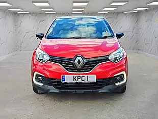 Used 2018 Renault Captur Iconic Red - Interior and Exterior details 4