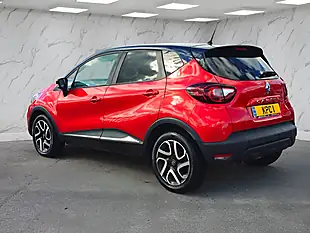 Used 2018 Renault Captur Iconic Red - Interior and Exterior details 6