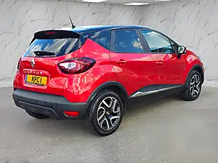 Used 2018 Renault Captur Iconic Red - Interior and Exterior details 9