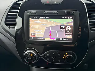 Used 2018 Renault Captur Iconic Silver - Interior and Exterior details 14
