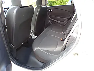 Used 2018 Renault Captur Iconic White - Interior and Exterior details 12