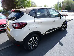 Used 2018 Renault Captur Iconic White - Interior and Exterior details 4