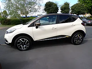 Used 2018 Renault Captur Iconic White - Interior and Exterior details 8