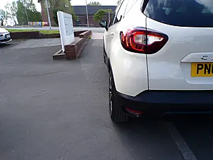 Used 2018 Renault Captur Iconic White - Interior and Exterior details 9