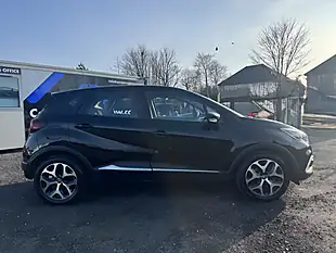Used 2018 Renault Captur Media Nav Dynamique Black - Interior and Exterior details 3