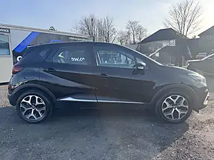 Used 2018 Renault Captur Media Nav Dynamique Black - Interior and Exterior details 4