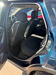 Used 2018 Renault Captur Play Blue - Interior and Exterior details 6