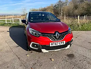 Used 2018 Renault Captur Signature X Nav Red - Interior and Exterior details 12