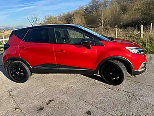 Used 2018 Renault Captur Signature X Nav Red - Interior and Exterior details 15