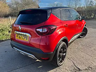 Used 2018 Renault Captur Signature X Nav Red - Interior and Exterior details 18
