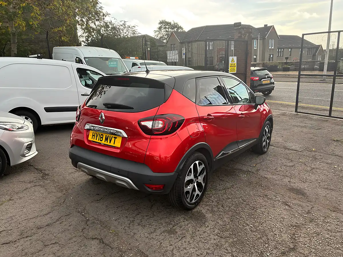 Used 2018 Renault Captur Signature X Nav Red - Interior and Exterior details 3