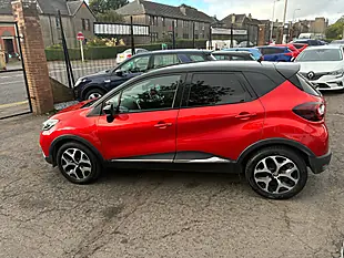 Used 2018 Renault Captur Signature X Nav Red - Interior and Exterior details 7