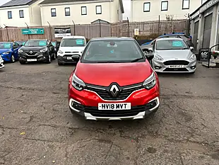 Used 2018 Renault Captur Signature X Nav Red - Interior and Exterior details 9