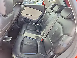 Used 2018 Renault Captur Signature X Nav Red - Interior and Exterior details 8