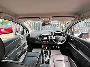 Used 2018 Renault Captur Signature X Nav White/Black - Interior and Exterior details 12