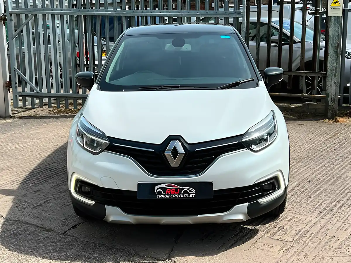 Used 2018 Renault Captur Signature X Nav White/Black - Interior and Exterior details 7