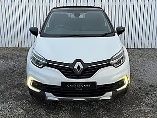 Used 2018 Renault Captur Signature X Nav White - Interior and Exterior details 3