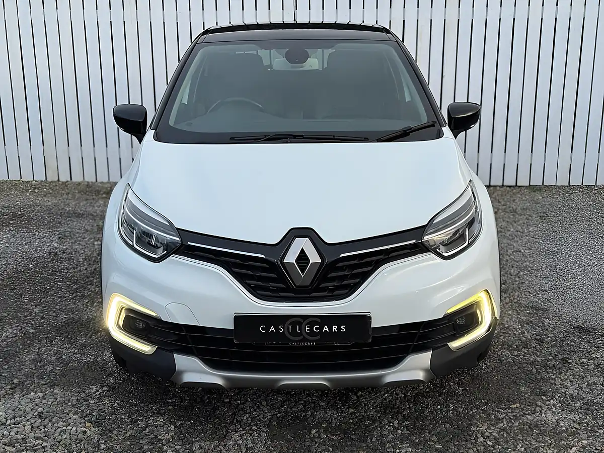 Used 2018 Renault Captur Signature X Nav White - Interior and Exterior details 3