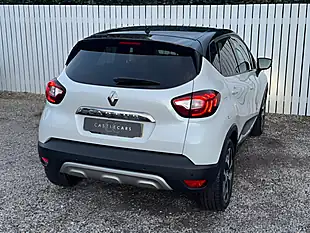 Used 2018 Renault Captur Signature X Nav White - Interior and Exterior details 5