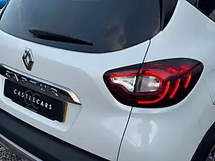Used 2018 Renault Captur Signature X Nav White - Interior and Exterior details 7
