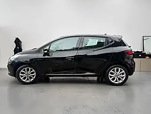 Used 2018 Renault Clio Dynamique Nav Black - Interior and Exterior details 6