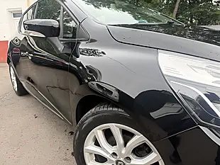Used 2018 Renault Clio Dynamique Nav Black - Interior and Exterior details 8