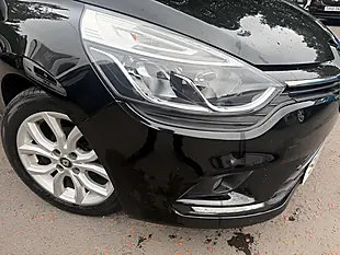 Used 2018 Renault Clio Dynamique Nav Black - Interior and Exterior details 9
