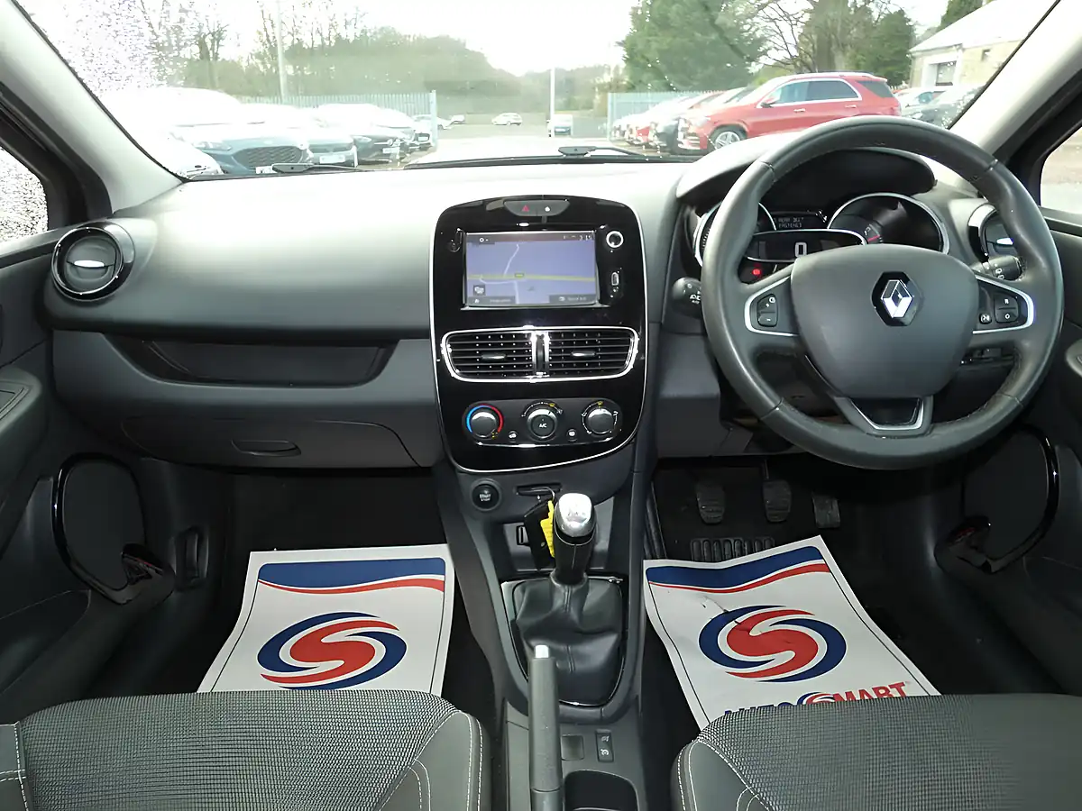 Used 2018 Renault Clio Dynamique Nav Diamond Black - Interior and Exterior details 19