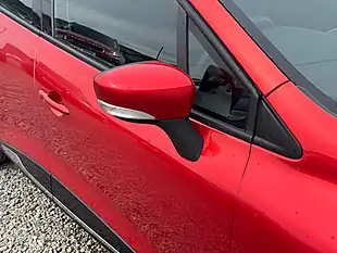 Used 2018 Renault Clio Dynamique Nav Flame Red - Interior and Exterior details 10