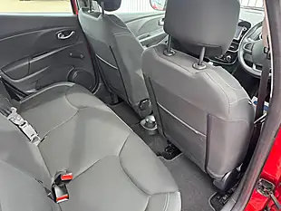 Used 2018 Renault Clio Dynamique Nav Flame Red - Interior and Exterior details 19