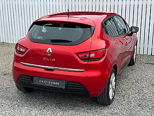 Used 2018 Renault Clio Dynamique Nav Flame Red - Interior and Exterior details 7