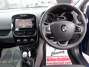 Used 2018 Renault Clio Dynamique Nav Iron Blue - Interior and Exterior details 12