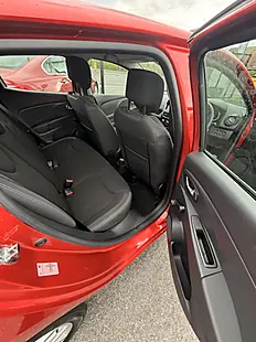 Used 2018 Renault Clio Dynamique Nav Premium Pearl Red Metallic - Interior and Exterior details 12
