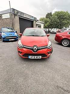 Used 2018 Renault Clio Dynamique Nav Premium Pearl Red Metallic - Interior and Exterior details 2