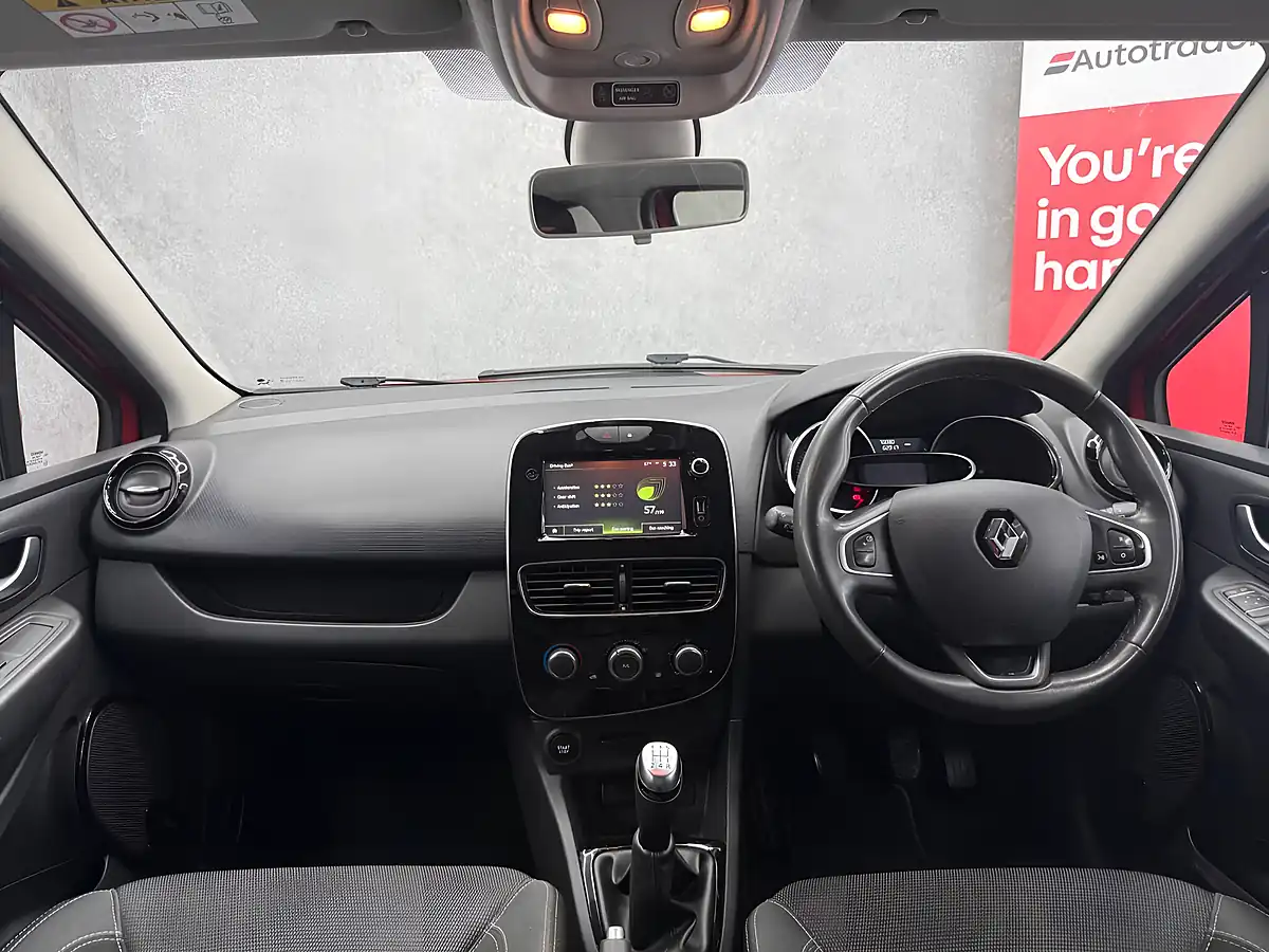 Used 2018 Renault Clio Dynamique Nav Red - Interior and Exterior details 20