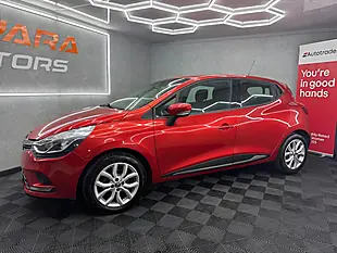 Used 2018 Renault Clio Dynamique Nav Red - Interior and Exterior details 9