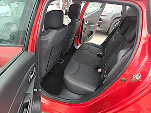 Used 2018 Renault Clio Dynamique Nav Red - Interior and Exterior details 10