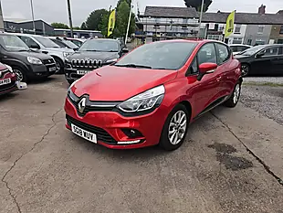 Used 2018 Renault Clio Dynamique Nav Red - Interior and Exterior details 3
