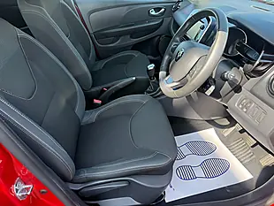 Used 2018 Renault Clio Dynamique Nav Red - Interior and Exterior details 14
