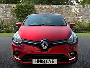 Used 2018 Renault Clio Dynamique Nav Red - Interior and Exterior details 3