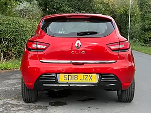 Used 2018 Renault Clio Dynamique Nav Red - Interior and Exterior details 7