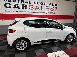 Used 2018 Renault Clio Dynamique Nav White - Interior and Exterior details 10