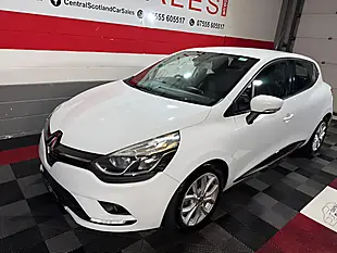 Used 2018 Renault Clio Dynamique Nav White - Interior and Exterior details 6