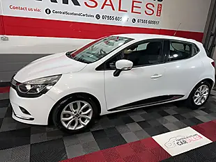 Used 2018 Renault Clio Dynamique Nav White - Interior and Exterior details 7