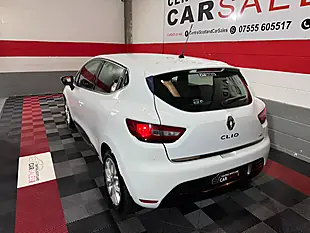 Used 2018 Renault Clio Dynamique Nav White - Interior and Exterior details 8