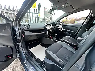 Used 2018 Renault Clio Dynamique S Nav Grey - Interior and Exterior details 19